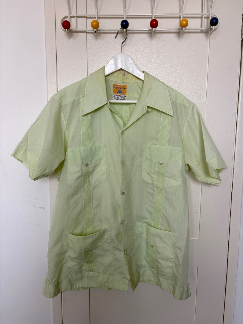 Light Green Short-Sleeve Casual Guayabera Button-Down Shirt